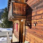 Sonniges Arosa Fuer 6 Pers Alleinstehend Mit Traumhaftem Bergpanorama Langwies