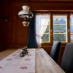 Sonniges Arosa Fuer 6 Pers Alleinstehend Mit Traumhaftem Bergpanorama Chalé Langwies