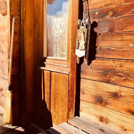 Sonniges Arosa Fuer 6 Pers Alleinstehend Mit Traumhaftem Bergpanorama Horská chata