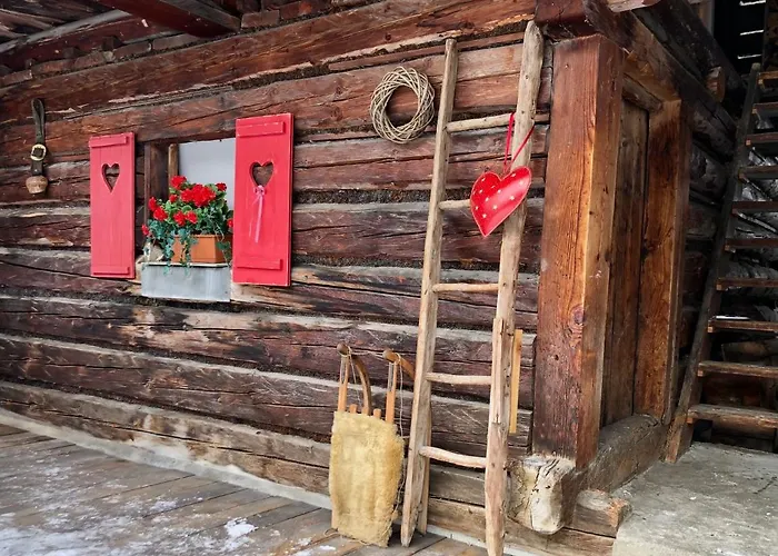 Sonniges Arosa Fuer 6 Pers Alleinstehend Mit Traumhaftem Bergpanorama Dağ evi Langwies