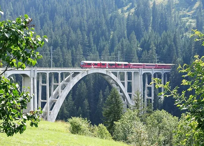 Chalet Sonniges Arosa Fuer 6 Pers Alleinstehend Mit Traumhaftem Bergpanorama
