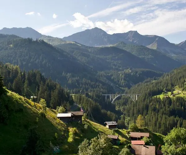Sonniges Arosa Fuer 6 Pers Alleinstehend Mit Traumhaftem Bergpanorama Dağ evi Langwies