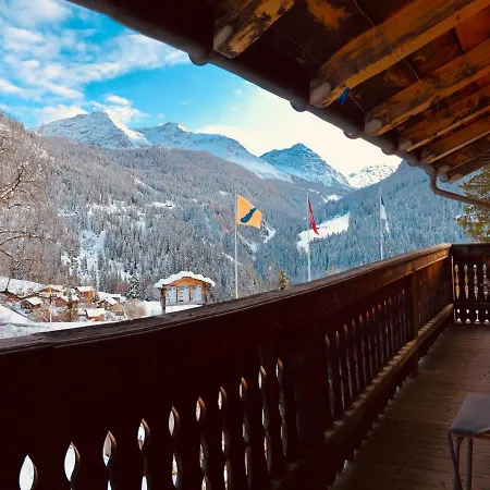 Sonniges Arosa Für 6 Pers Alleinstehend Mit Traumhaftem Bergpanorama *