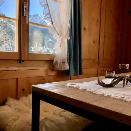 Sonniges Arosa Für 6 Pers Alleinstehend Mit Traumhaftem Bergpanorama * Langwies
