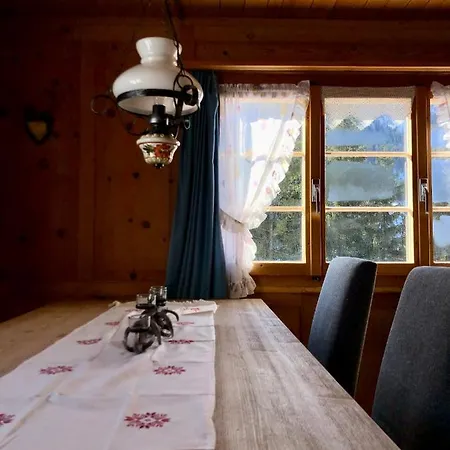 Sonniges Arosa Fuer 6 Pers Alleinstehend Mit Traumhaftem Bergpanorama Chalet Langwies