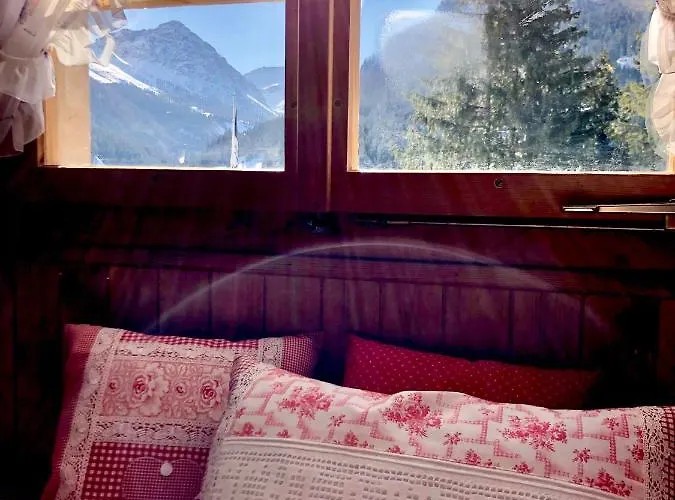 Sonniges Arosa Für 6 Pers Alleinstehend Mit Traumhaftem Bergpanorama Chalet *