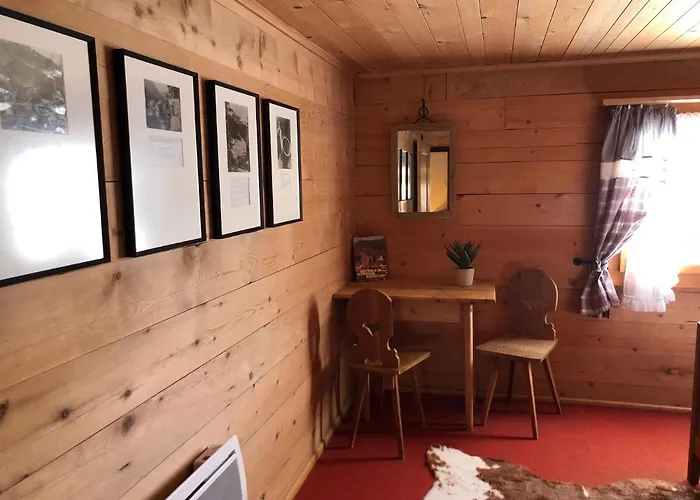 Sonniges Arosa Für 6 Pers Alleinstehend Mit Traumhaftem Bergpanorama Chalet